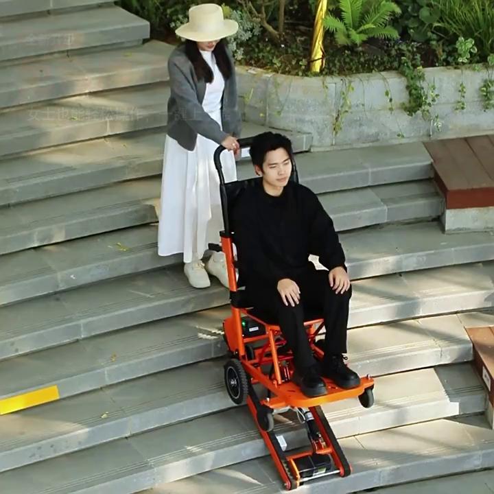 Ship from Taiwan | Electric Stair-Climbing Wheelchair, Smart Fully Automatic Tracked Stair Climber for Seniors